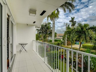 Delray Beach Townhome steps from the beach #16