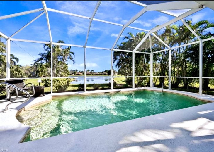 Water view Villa w/ heated pool - 10 mins from beach and downtown #1