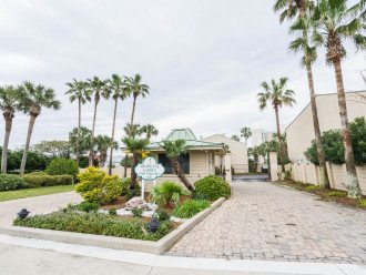 Steps to the beach! Small townhome complex in the heart of Destin with a pool! #2