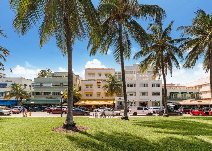Located Right on Miami Oceanfront Apartment Condo Building