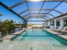 Outdoor Kitchen, Kayaks, Heated Pool, Canal Views - Villa Sip N' Sea - Roelens
