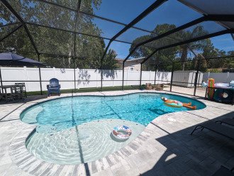 Swimming Pool with Entry Seating