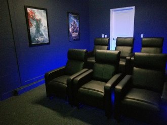Theatre room for relaxing after a long da at the parks.