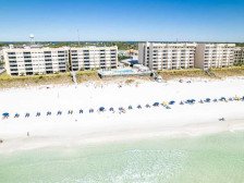 Beach House 102C - Gulf Front Resort!