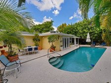 Cinderella's Beach Cottage - Heated Pool & Minutes from Beach!