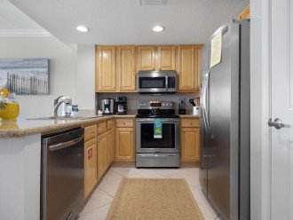 This unit offers a full kitchen w/ regular coffee maker, as well as a Keurig.