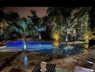 Amazing farm stay with beautiful heated pool and lush tropical landscape! #1