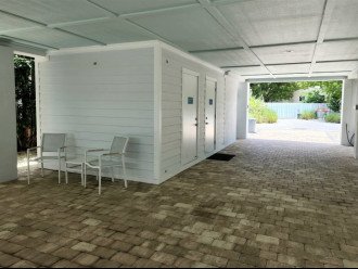 Parking and Guest Storage with Lots of Fun Amenities!
