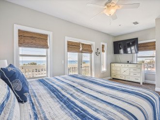 Primary Bedroom with Gulf Views, King Size Bed, Twin Size Ottoman and Flat Screen TV