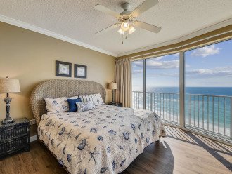Gulf Front Master Bedroom with King Size Bed