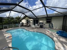 Sunshine Villa - Lg Breed Dog Friendly Private Home Heated Pool Hot Tub King Bed