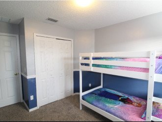Twin Bunk Bedroom