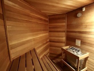 Club house dry sauna