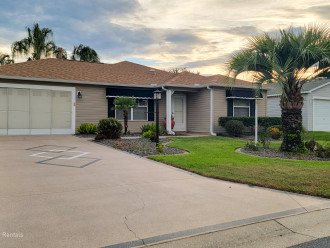 Weeks reduced for Dec! 2 miles from Lake Sumter Square, and includes golf cart! #1