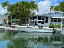 Flamingo Palms Cottage 3/ 3 1/2 canalfront - SPRING DATES AVAILABLE NOW