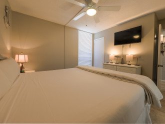 Guest Bedroom - King Bed