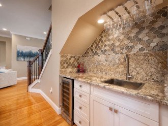 Wet bar and wine cooler