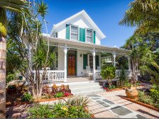 Grand Historic House, Gorgeous Porch and Great Location