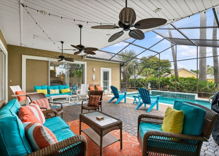 Large Covered Lanai w/Private Heated* Pool