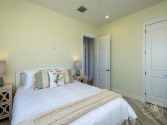 Guest Room 1 with Queen bed
