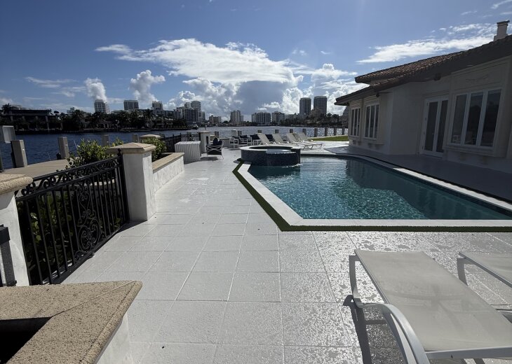 Resort-Style Pool & Spa Overlooking the Intracoastal- new pool and spa Sept 2026
