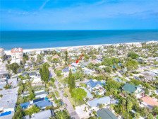 1 Block to Beach! - North Clearwater Beach - Entire Home Monthly