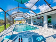 3, 5 Beds | 2, 5 Baths | 8 Guests | Waterview & Pool / Spa | Incl. 10% Off
