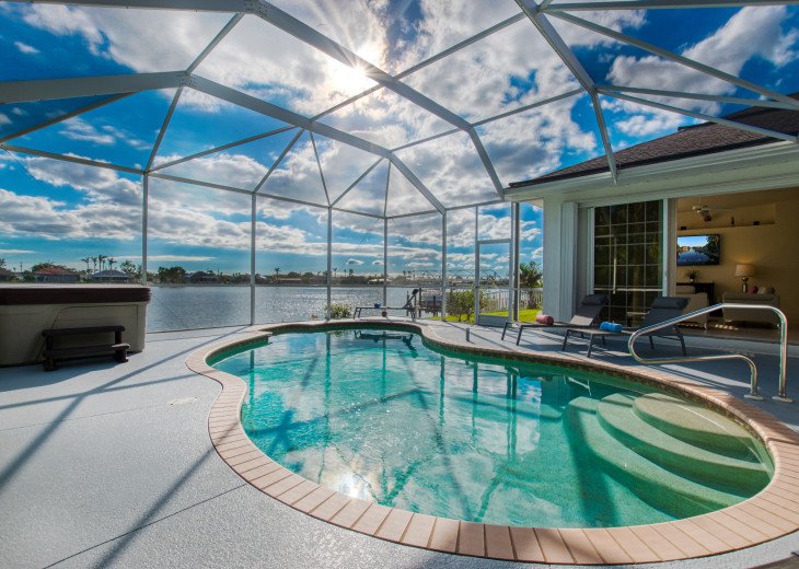 3 BEDS | 3 BATHS | 6 GUESTS | LAKEVIEW & POOL/SPA | INCL. 10% OFF BOAT RENTAL #1