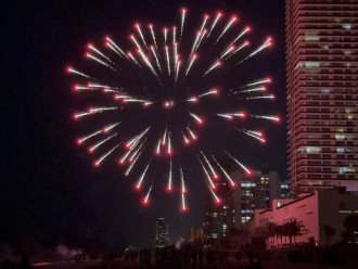 Ring into the New Year on Hollywood Beach & enjoy the fireworks on the coast