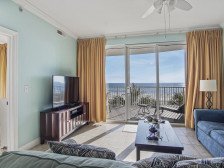 Ocean Villa . Low Floor . Beach Chairs . Pool . Gulf-front