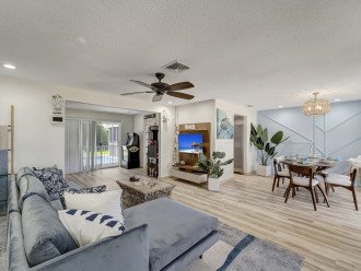 Beautifully fully furnished with a pool Central Sarasota #13