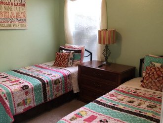 Sweet Retreat - AFFORDABLE- Sunny Pool - Games Room - 6 miles from Disney #19