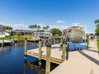 Gulf Access, Heated Pool, Dock and Lift #17