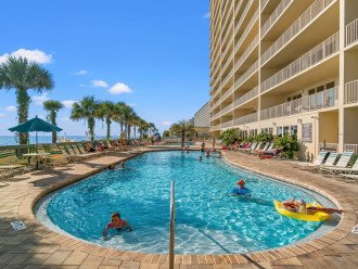 Newly renovated 2br, 2br Gulf Front Condo! #13