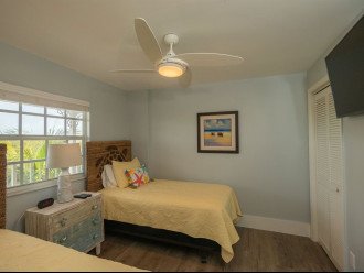 Reflections of Summer! Calming Decor with Ocean Views! 2405 Ocean Pointe Suites #19