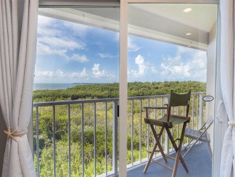 Turquoise Ocean views! Renovated to perfection! #20