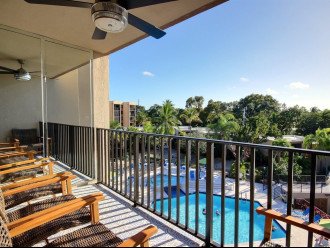 Charming, 4th floor condo with Sunset views! B-405 Moon Bay #2