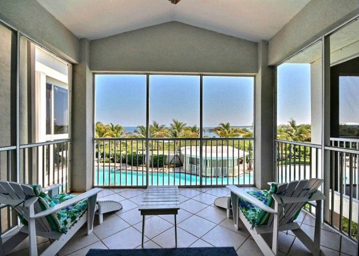 Spectacular Lagoon Pool and Oceanview! 407 Mariners Club Key Largo #1