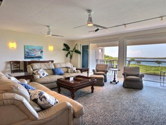For the most discriminating traveler...Oceanview! 525 Mariners Club Key Largo #7