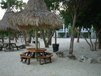 Budget Friendly in an upscale resort! 206 Mariners Club Key Largo #17
