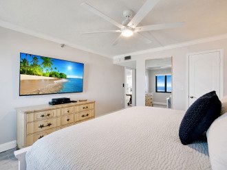 Stunning direct oceanfront condo, located on the no-drive beach #12