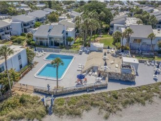 Updated 2 bed/2 bath canal front onVenice Island with heated ocean front pool #2