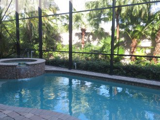 ***Hideaway Coach House with huge pool area, hot tub, privacy, 3BR, 3,5BR*** #7