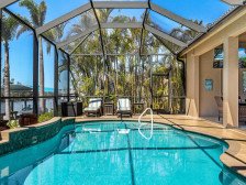 BRAND NEW with heated Pool & Dock with Tiki - Villa Neptune' s Grotto -