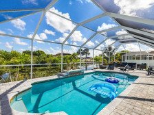 Freshwater canal home with views and Pool - A true gem! - Villa Ruby - Roelens