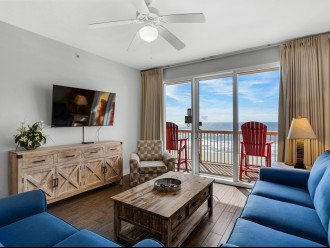 Calypso 402 East - 4 Beach Chairs, 2 King Suites, Free Activities Daily! #3
