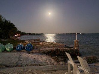 Indulge in a moonrise at the tiki.