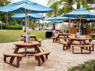 Resort's Pool Side Cafe to Indulge
