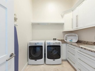 Full Size Washer & Dryer, Pool Towel Storage, Wash Sink, Ironing Board