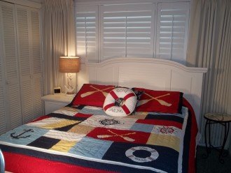 Guest bedroom queen bed
